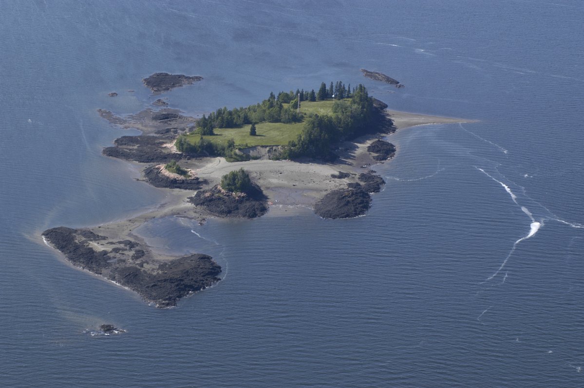 The Abandoned French Colonization of St. Croix Island, Maine (16041607