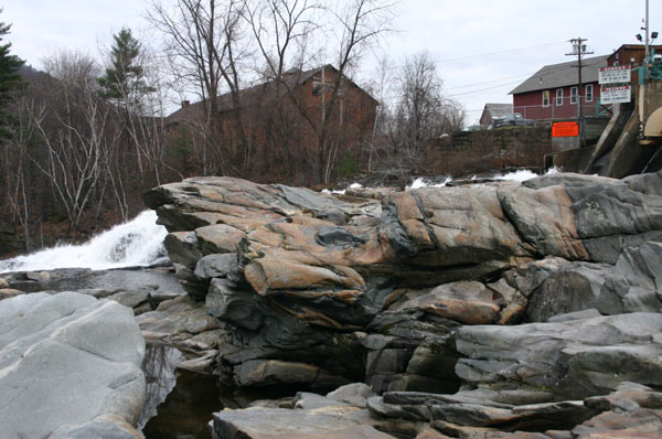 Shelburne_Falls_007a