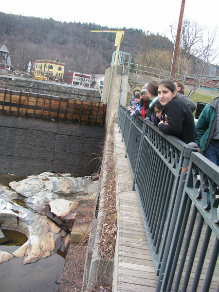 Shelburne_Falls_001