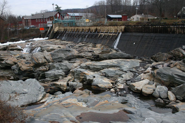 Shelburne_Falls_002a