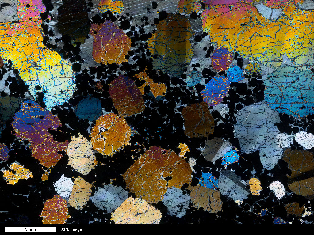 SI-10 XPL Thin Section Photo